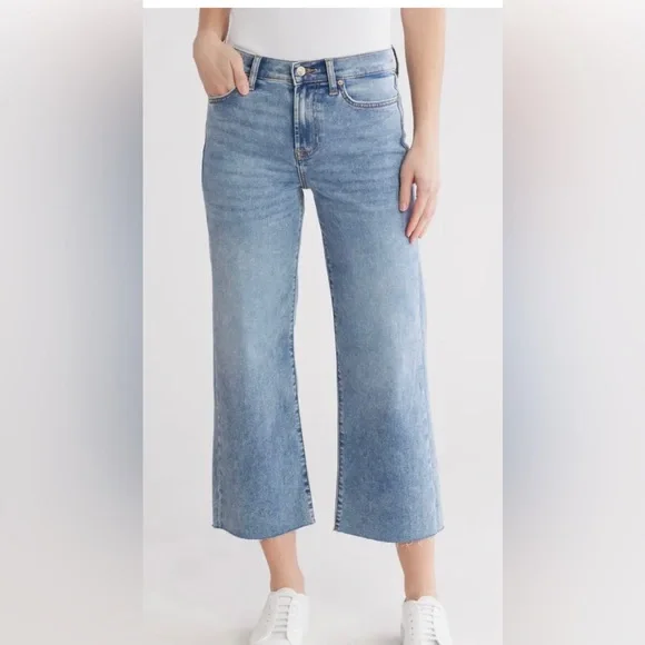 COPY - 7 For All Mankind Cropped Alexa Denim. Size 24. Excellent condition! - Picture 1 of 9